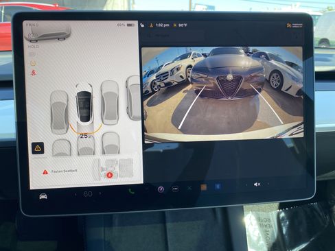 Used 2022 Tesla Model 3 Standard Range image 25