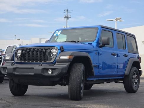 Used 2024 Jeep Wrangler Unlimited Sport AWD/4WD image 9