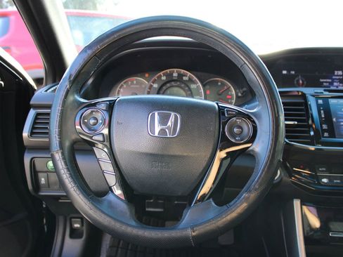Used 2017 Honda Accord EX-L image 36