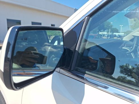 Used 2015 GMC Yukon SLT w/ Open Road Package image 15