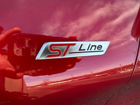 New 2026 Ford Explorer ST-Line w/ ST-Line Street Pack image 15