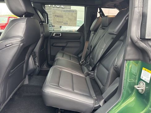 New 2025 Ford Bronco Outer Banks w/ Sasquatch Package AWD/4WD image 55