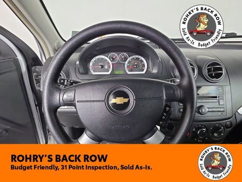 Used 2011 Chevrolet Aveo5 LT w/ LPO, Bodyside Molding Package image 24