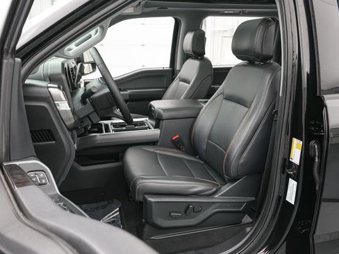 Certified 2025 Ford F250 Lariat w/ Lariat Ultimate Package AWD/4WD image 14