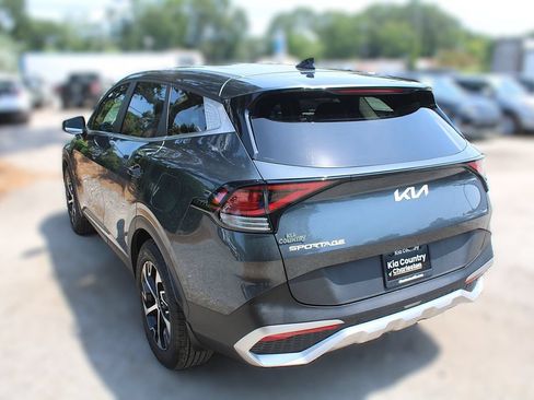 Certified 2023 Kia Sportage EX FWD image 11