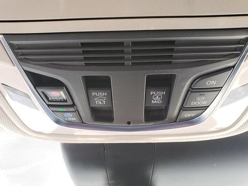 Used 2024 Acura RDX SH-AWD w/ Technology Package image 31