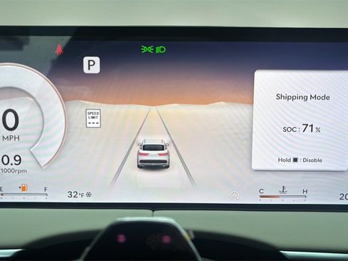 New 2026 Genesis GV70 2.5T Advanced image 18