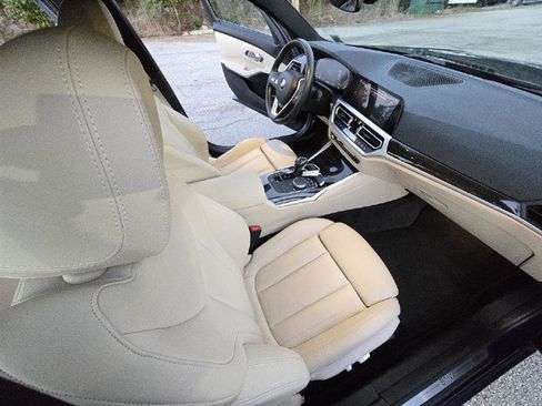 Used 2019 BMW 330i xDrive Sedan w/ Convenience Package image 32