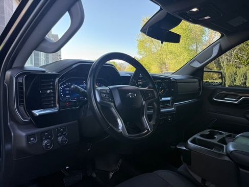 Used 2023 Chevrolet Silverado 1500 RST AWD/4WD image 36