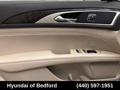 Used 2018 Lincoln MKZ Select w/ Select Plus Package AWD/4WD image 12