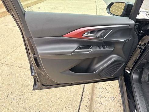 Used 2024 Chevrolet Equinox EV RS image 28