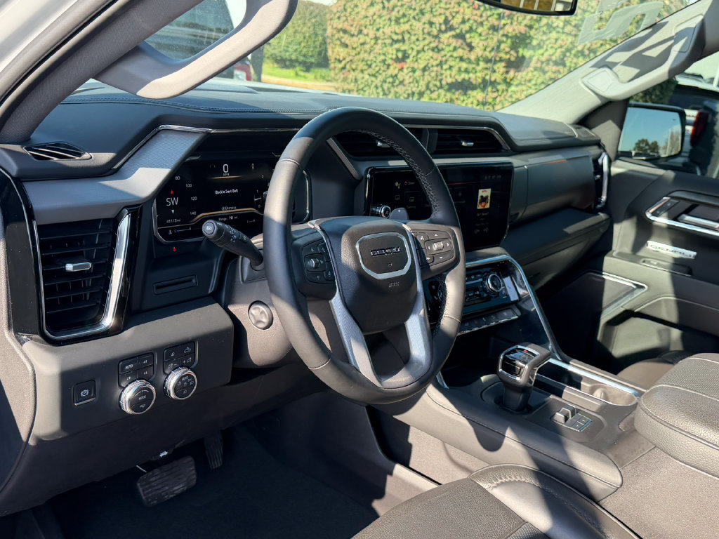 Used 2024 GMC Sierra 1500 Denali AWD/4WD image 27