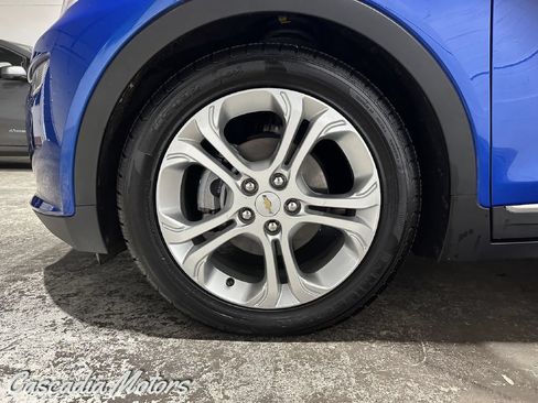 Used 2018 Chevrolet Bolt LT FWD image 29