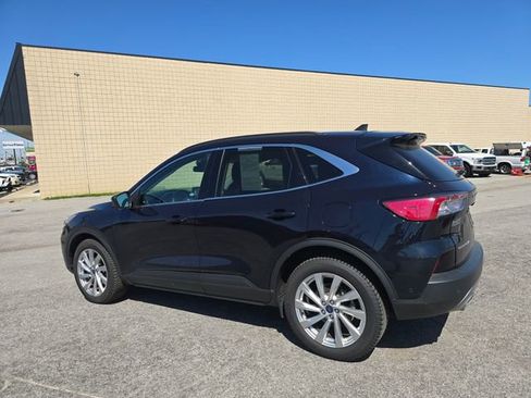 Used 2021 Ford Escape Titanium w/ Titanium Elite Package AWD/4WD image 7