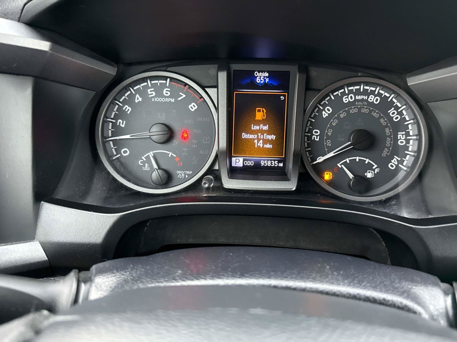 Used 2019 Toyota Tacoma TRD Off-Road w/ Technology Package AWD/4WD image 24