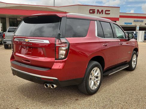 Used 2024 Chevrolet Tahoe Premier RWD image 4