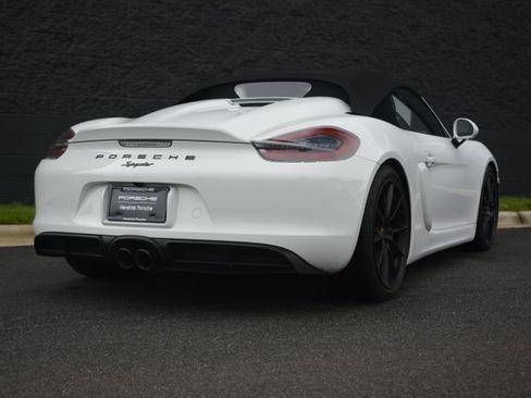 Certified 2016 Porsche Boxster Spyder RWD image 7