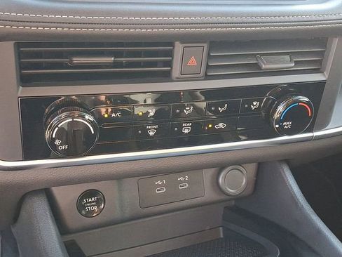 New 2026 Nissan Rogue S image 13