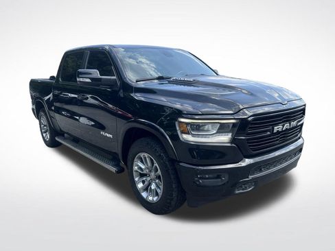 Used 2019 RAM 1500 Laramie w/ Sport Appearance Package AWD/4WD image 9
