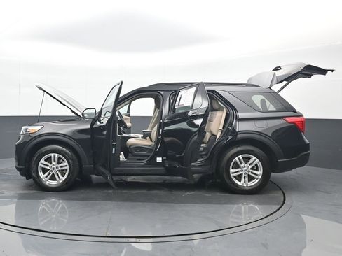 Used 2023 Ford Explorer XLT w/ Equipment Group 202A image 27