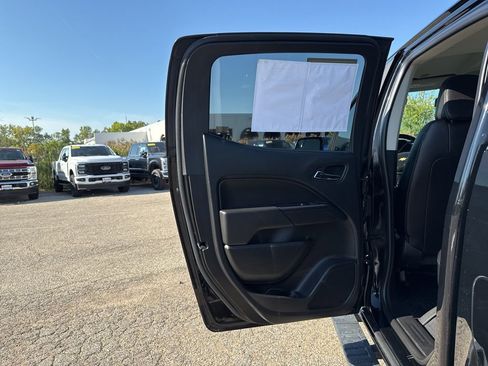 Used 2020 Chevrolet Colorado ZR2 image 27