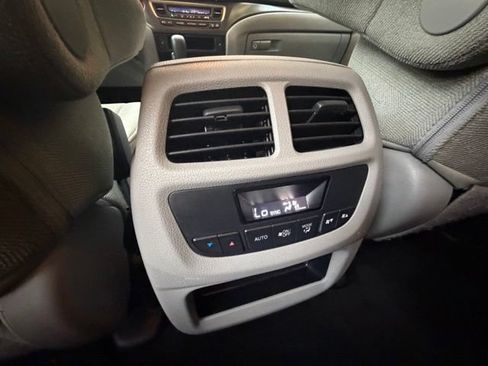 Used 2019 Honda Pilot EX image 29