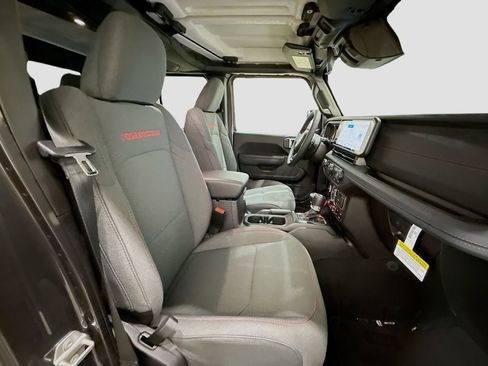 New 2026 Jeep Gladiator Rubicon image 14