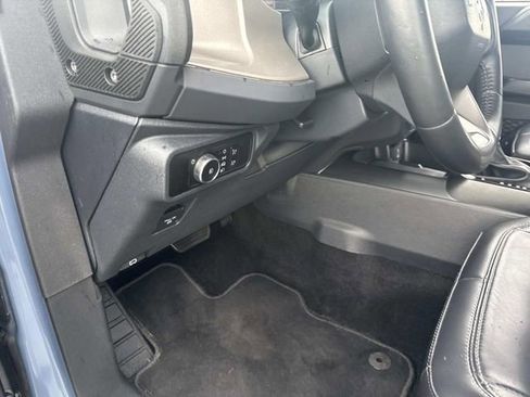 Used 2025 Ford Bronco Outer Banks AWD/4WD image 25