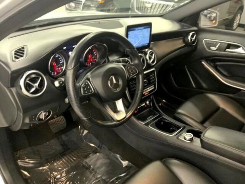 Used 2019 Mercedes-Benz GLA 250 GLA 250 SUV image 26