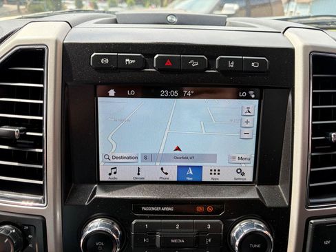 Used 2019 Ford F350 Lariat w/ Lariat Ultimate Package AWD/4WD image 22