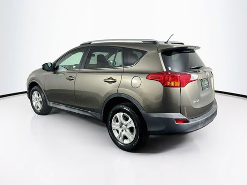 Used 2013 Toyota RAV4 LE FWD image 5