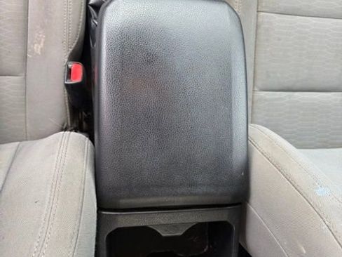 Used 2019 Toyota Tacoma SR w/ SR Convenience Package RWD image 21