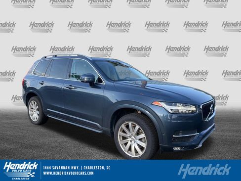 Used 2018 Volvo XC90 T5 Momentum w/ Convenience Package FWD image 1