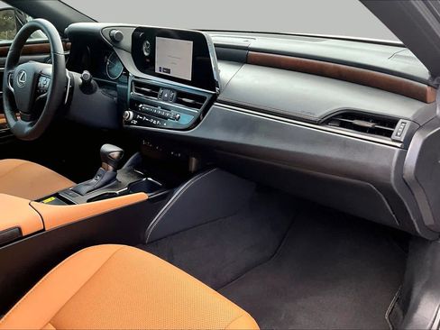 Used 2025 Lexus ES 350 w/ Premium Package FWD image 19