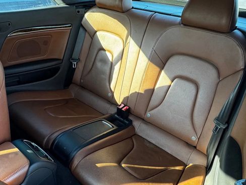 Used 2010 Audi A5 2.0T Premium Plus w/ Premium Plus Pkg image 11