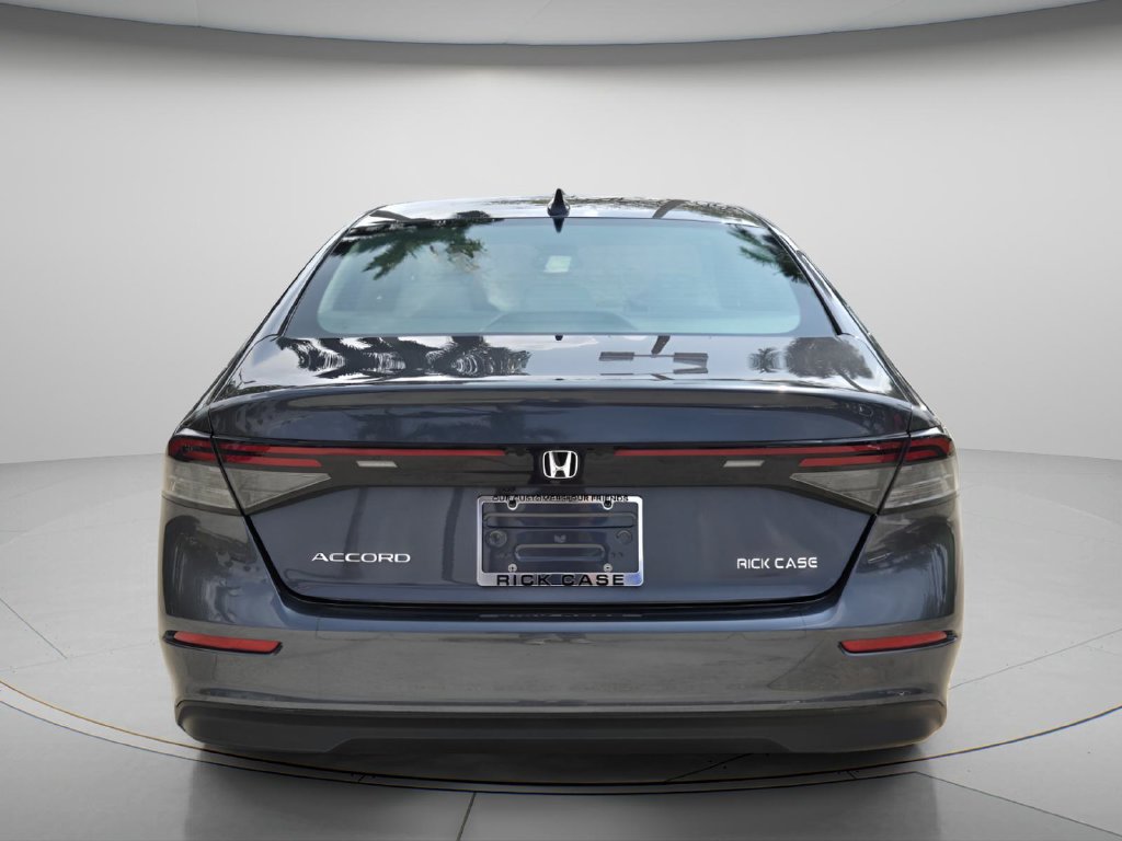 Used 2024 Honda Accord EX image 6