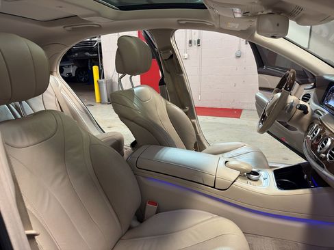 Used 2014 Mercedes-Benz S 550 Sedan image 22
