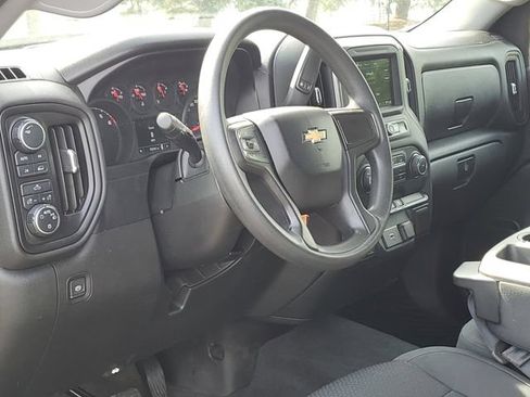 Used 2019 Chevrolet Silverado 1500 Custom w/ Custom Value Package AWD/4WD image 6