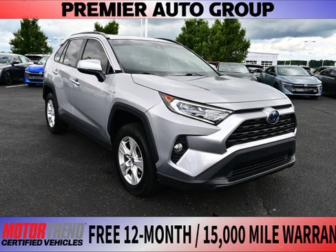 Used 2021 Toyota RAV4 XLE w/ Convenience Package AWD/4WD image 1
