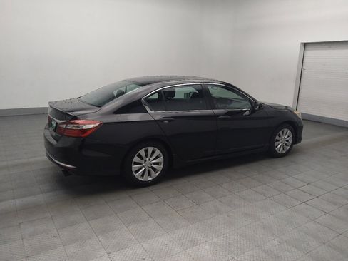 Used 2017 Honda Accord Sport image 10