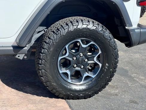 Used 2022 Jeep Wrangler Unlimited Rubicon 4xe w/ Cold Weather Group image 18