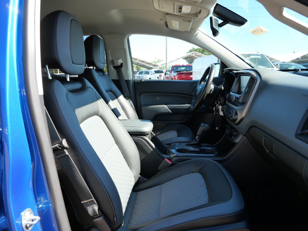 Used 2018 Chevrolet Colorado Z71 AWD/4WD image 12