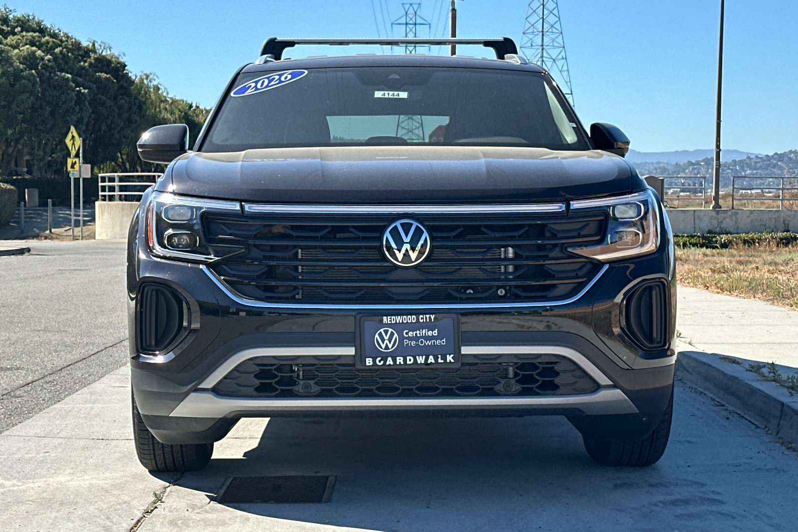 Used 2026 Volkswagen Atlas Cross Sport SE FWD image 9