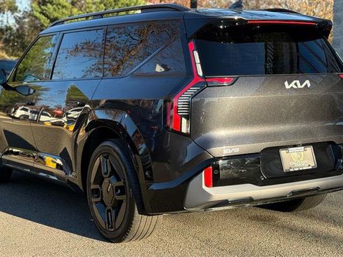 Used 2024 Kia EV9 GT-Line image 4