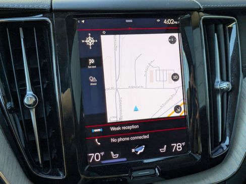 Used 2021 Volvo XC60 T5 Inscription image 18