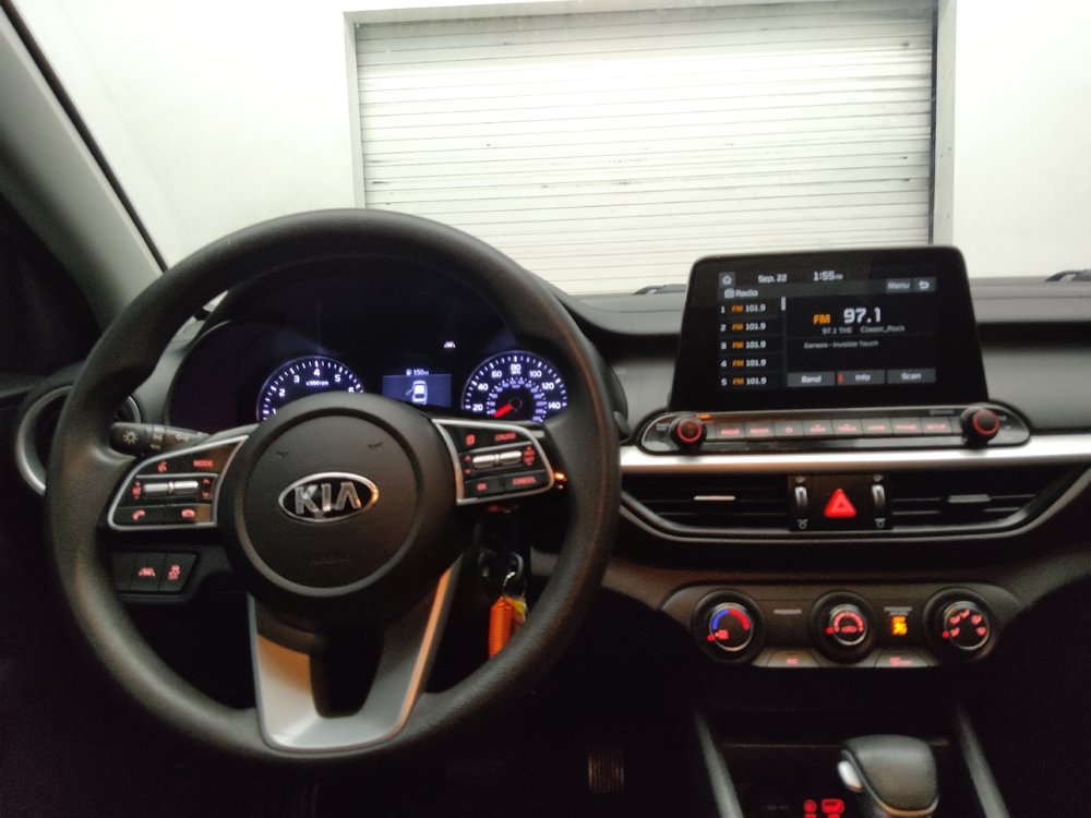 Used 2021 Kia Forte LXS FWD image 22