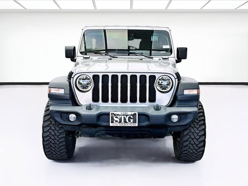 Used 2020 Jeep Wrangler Unlimited Sport AWD/4WD image 2