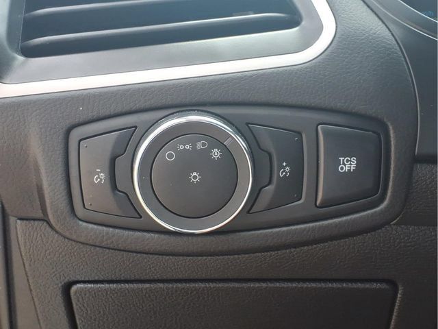 Used 2024 Ford Edge SEL AWD/4WD image 12