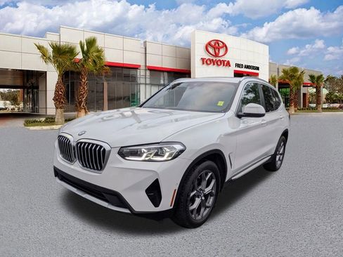 Used 2024 BMW X3 xDrive30i w/ Premium Package AWD/4WD image 8