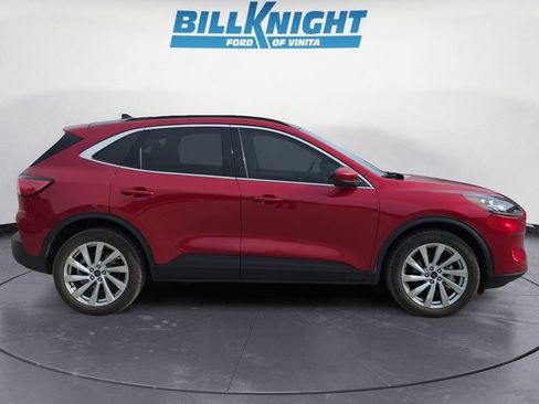 Used 2022 Ford Escape Titanium w/ Titanium Elite Package AWD/4WD image 6